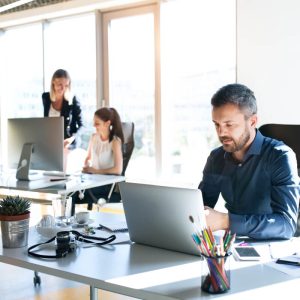 szkolenia bhp online dla pracowników administracyjno-biurowych